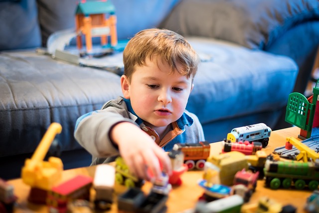 Baby and toddler group assistant
